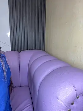 Aaliyah Salma online show from April 2026 04:04:01 PM