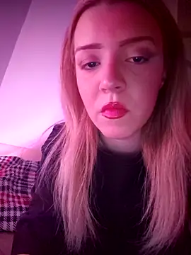 SUSELLAM1 online show from March 2025 08:54:01 PM