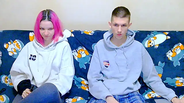 Ivy Lester online show from October 2025 06:29:01 PM