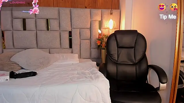 Saori newman online show from January 2025 12:07:02 PM