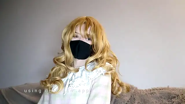 MirraMissu online show from December 2024 12:19:02 AM