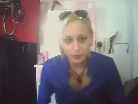 ariana crazzy online show from January 2026 03:39:02 PM