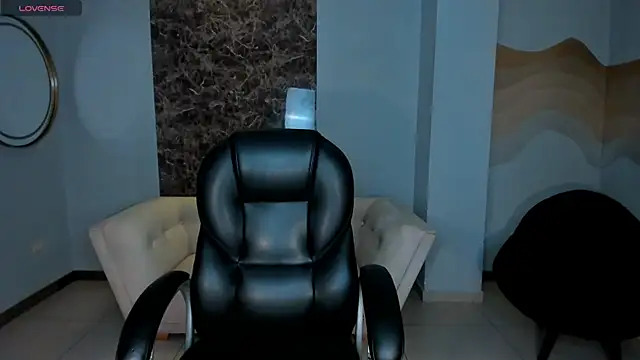 AlinaKravitz online show from October 2025 11:32:02 AM