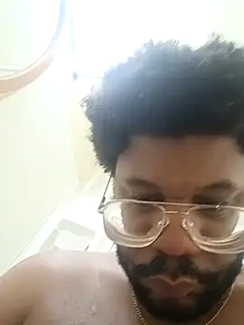 Snapshot of dvaughn3117 chatting on February 2026 12:45:02 PM dvaughn3117 online show from February 2026 12:45:02 PM