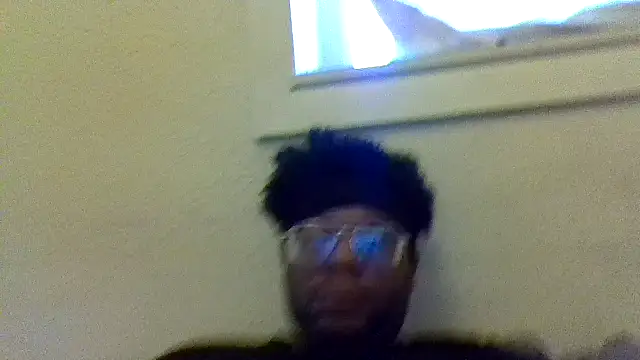 Snapshot of dvaughn3117 chatting on April 2026 11:53:02 PM dvaughn3117 online show from April 2026 11:53:02 PM