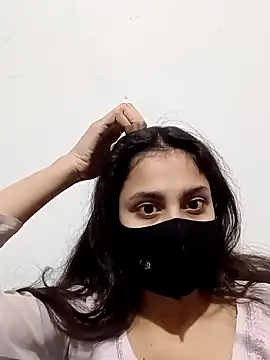 magicmoment00786 online show from December 2024 05:15:01 PM