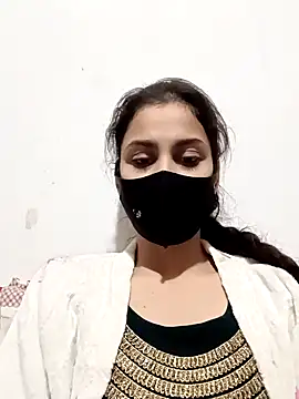 magicmoment00786 online show from December 2024 04:35:02 PM