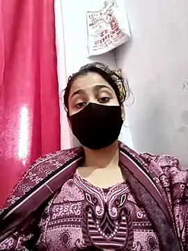 magicmoment00786 online show from November 2025 06:50:01 AM