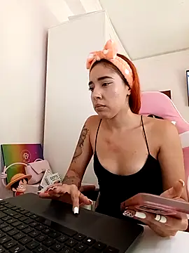 Snapshot of alexxxa69 chatting on September 2025 12:50:01 PM alexxxa69 online show from September 2025 12:50:01 PM