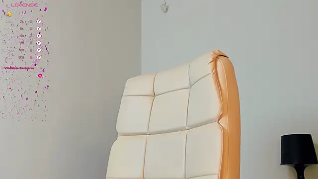 Evacadooo online show from February 2025 05:34:01 AM