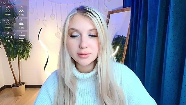 Snapshot of Evacadooo chatting on February 2026 02:16:01 AM Evacadooo online show from February 2026 02:16:01 AM