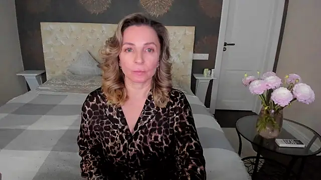 AllisonWilliams online show from November 2025 04:40:02 PM