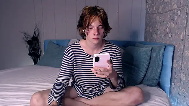 iwillfall online show from September 2025 08:26:01 AM