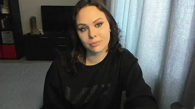 MollyCheiz online show from October 2025 09:10:01 AM