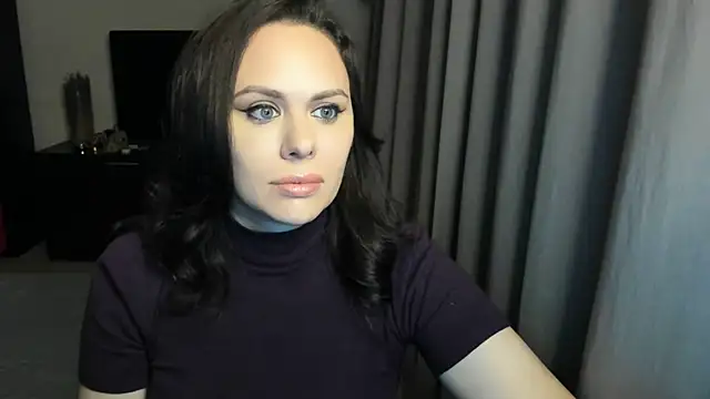MollyCheiz online show from October 2025 03:14:02 PM