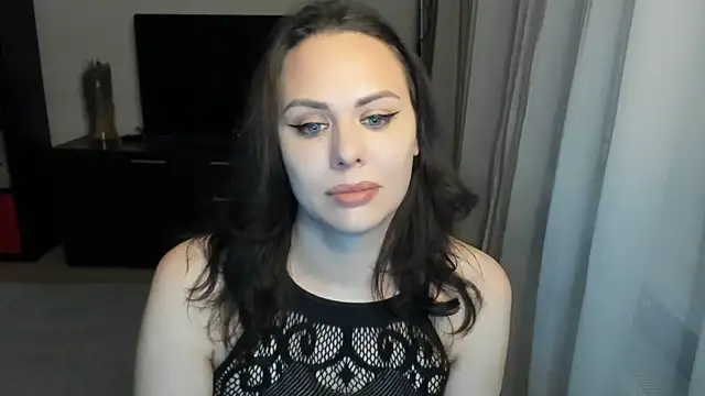 MollyCheiz online show from November 2025 03:35:01 PM