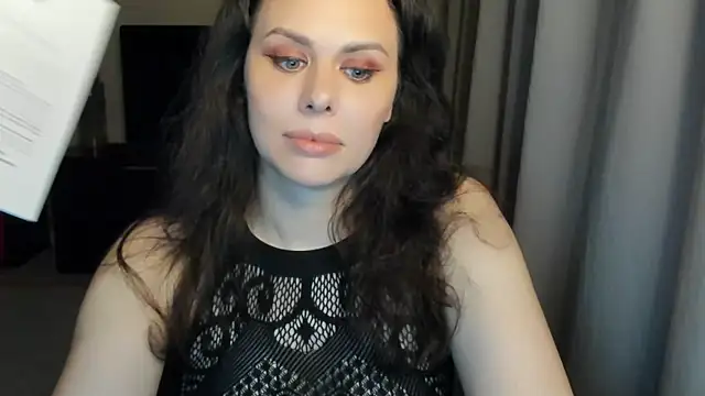 MollyCheiz online show from July 2026 09:16:01 PM