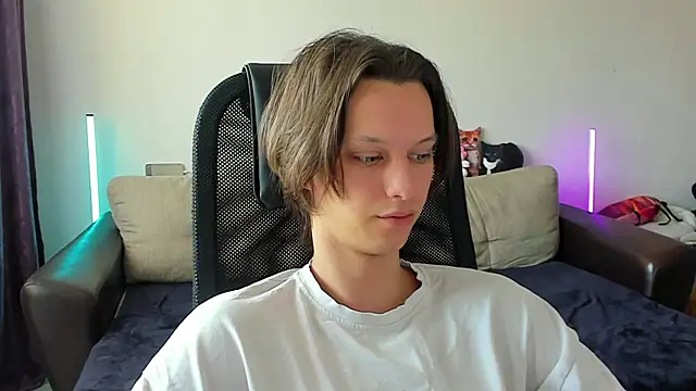 Ostin meow online show from June 2026 09:01:02 AM