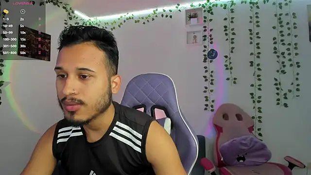 Raf brunette online show from December 2024 01:36:02 PM