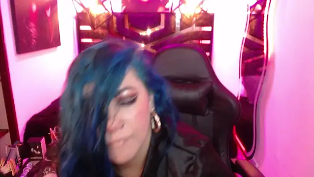 Snapshot of scarleth_blue chatting on May 2026 03:14:02 AM scarleth blue online show from May 2026 03:14:02 AM