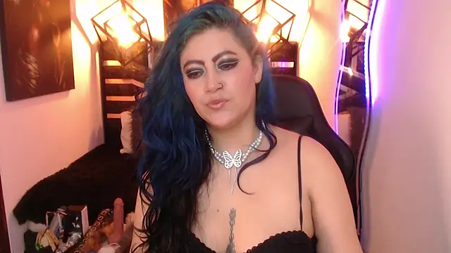 Snapshot of scarleth_blue chatting on May 2026 03:13:01 AM scarleth blue online show from May 2026 03:13:01 AM
