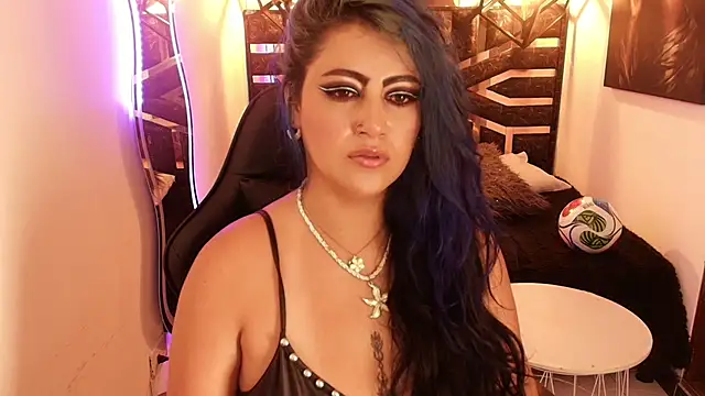 Snapshot of scarleth_blue chatting on July 2026 03:23:01 AM scarleth blue online show from July 2026 03:23:01 AM