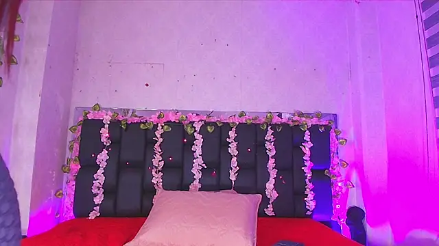 canela oss online show from October 2025 12:02:01 PM