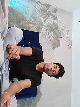 Snapshot of wagz chatting on November 2025 03:02:01 PM wagz online show from November 2025 03:02:01 PM