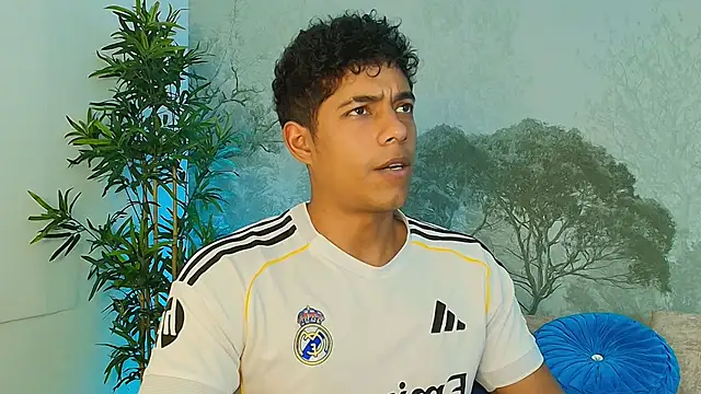 Snapshot of wagz chatting on April 2026 08:31:01 PM wagz online show from April 2026 08:31:01 PM