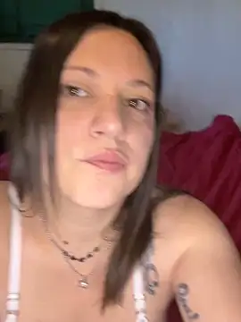 Macadiez10 online show from October 2025 01:43:02 PM