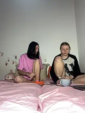 Snapshot of ella_grays chatting on May 2026 12:06:02 AM ella grays online show from May 2026 12:06:02 AM
