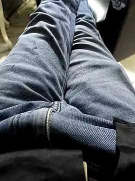 Snapshot of faaseel chatting on March 2025 11:25:02 AM faaseel online show from March 2025 11:25:02 AM