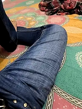 Snapshot of faaseel chatting on October 2025 03:51:01 PM faaseel online show from October 2025 03:51:01 PM