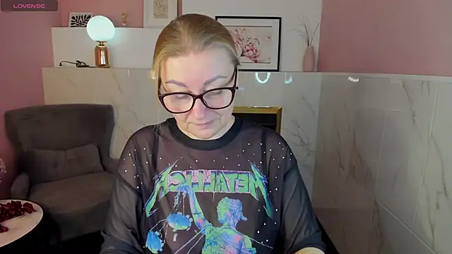 AlexandraKind online show from February 2025 05:36:02 AM