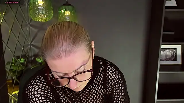 AlexandraKind online show from March 2025 03:11:02 AM