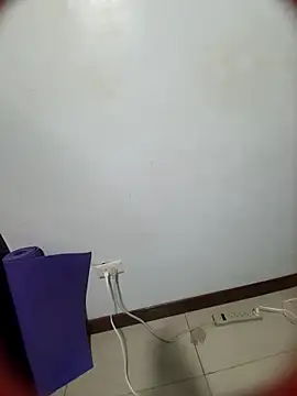 Katrina The Kitty online show from November 2025 02:21:01 AM