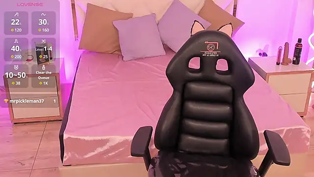 Snapshot of Andy_tay1 chatting on January 2025 03:34:02 AM Andy tay1 online show from January 2025 03:34:02 AM