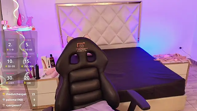 Snapshot of Andy_tay1 chatting on March 2025 06:35:01 AM Andy tay1 online show from March 2025 06:35:01 AM