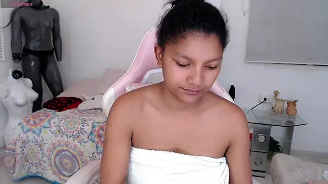 Snapshot of elly_willis chatting on February 2025 07:28:02 AM elly willis online show from February 2025 07:28:02 AM