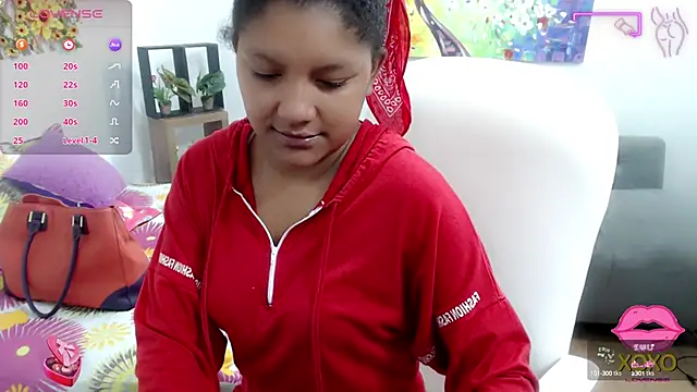 Snapshot of elly_willis chatting on September 2025 02:33:02 PM elly willis online show from September 2025 02:33:02 PM