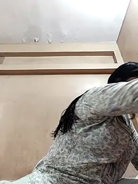 Magical Girl- online show from March 2025 03:51:01 AM