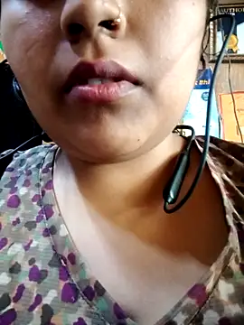 Snapshot of Love-Veronica chatting on February 2026 08:18:02 AM Love-Veronica online show from February 2026 08:18:02 AM