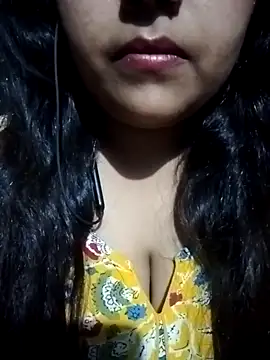 Snapshot of Love-Veronica chatting on March 2026 06:48:01 PM Love-Veronica online show from March 2026 06:48:01 PM