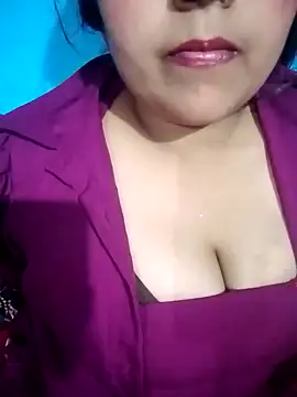 Love-Veronica online show from March 2026 09:01:01 AM