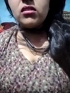 Snapshot of Love-Veronica chatting on April 2026 01:36:01 PM Love-Veronica online show from April 2026 01:36:01 PM