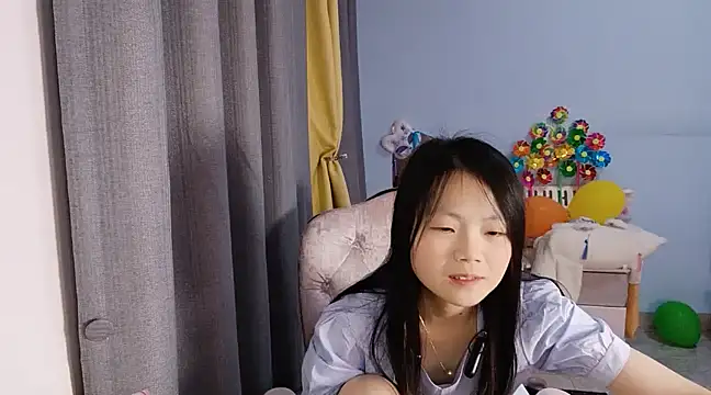 Lena-yyds online show from March 2025 04:35:01 PM