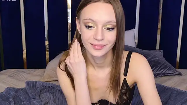 Snapshot of RebeccaMartons chatting on January 2025 12:05:01 AM RebeccaMartons online show from January 2025 12:05:01 AM