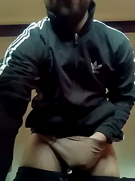 Snapshot of smartboy010101 chatting on January 2025 09:27:01 AM smartboy010101 online show from January 2025 09:27:01 AM