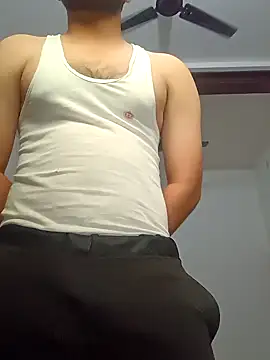 Snapshot of smartboy010101 chatting on March 2025 07:47:02 AM smartboy010101 online show from March 2025 07:47:02 AM