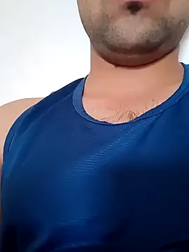 Snapshot of smartboy010101 chatting on October 2025 03:04:01 AM smartboy010101 online show from October 2025 03:04:01 AM